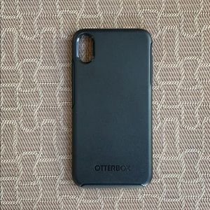 iPhone XS Max Otterbox symmetry phone case